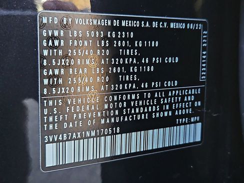 Used 2022 Volkswagen Tiguan SEL R-Line image 29