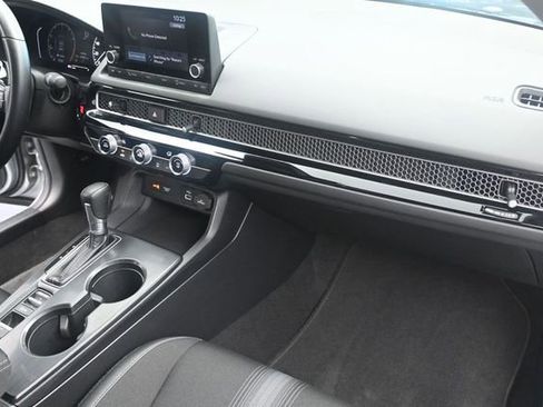 Used 2024 Honda Civic Sport image 21