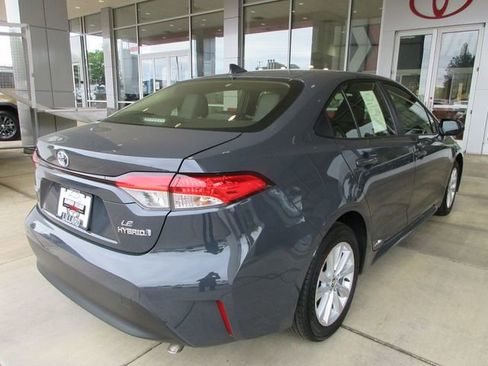 Used 2023 Toyota Corolla LE w/ LE Premium Package AWD/4WD image 11