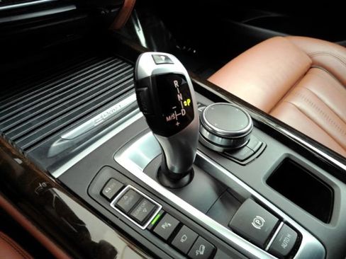 Used 2017 BMW X5 xDrive40e image 49