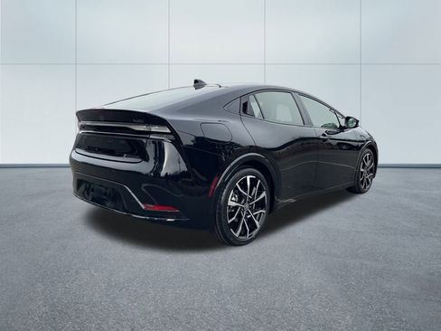 Used 2024 Toyota Prius Prime Premium image 5