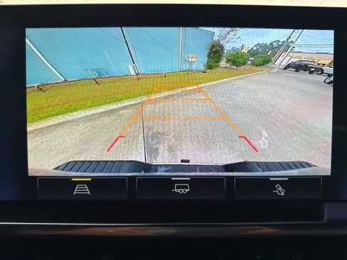 Used 2024 Chevrolet Silverado 3500 LT w/ Convenience Package image 27