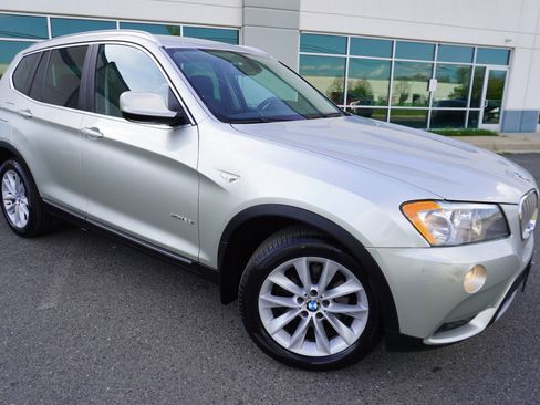 Used 2011 BMW X3 xDrive28i AWD/4WD image 1
