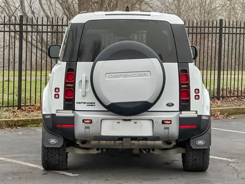Used 2020 Land Rover Defender 110 HSE AWD/4WD image 5