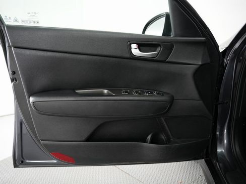 Used 2019 Kia Optima S w/ S Panoramic Sunroof Package image 36