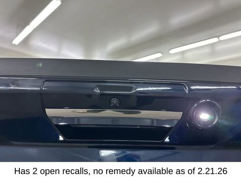 Used 2022 Ford F150 Lariat w/ Equipment Group 502A High image 16