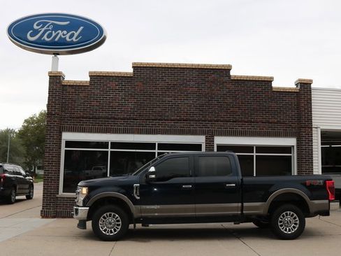 Used 2022 Ford F250 Lariat w/ Chrome Package image 1