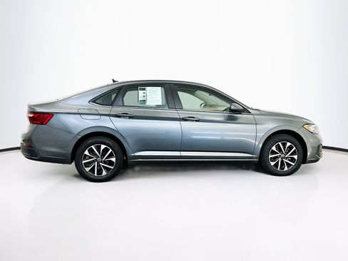 Used 2024 Volkswagen Jetta S image 10