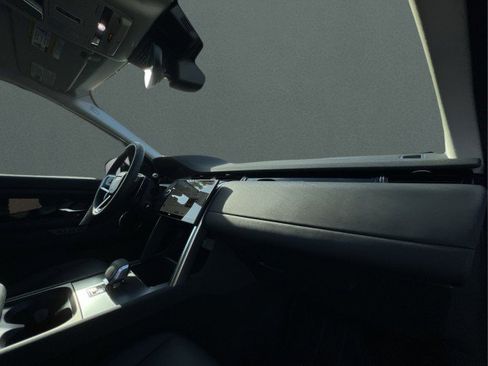 New 2025 Land Rover Discovery Sport S image 21
