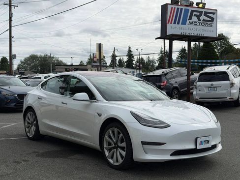 Used 2018 Tesla Model 3 Mid Range RWD image 8
