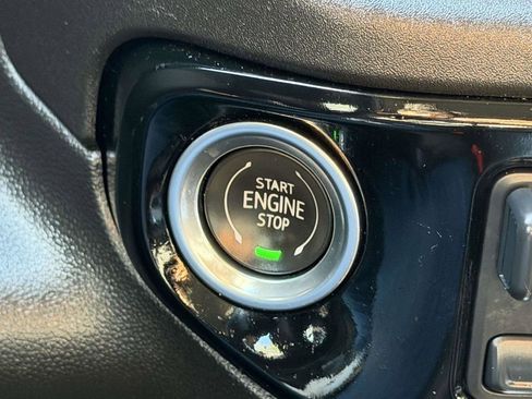 Used 2023 GMC Sierra 1500 Elevation w/ Elevation Premium Package AWD/4WD image 9