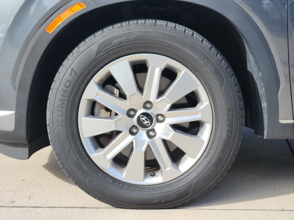 Used 2024 Hyundai Palisade SEL FWD image 19