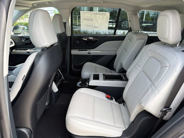 New 2027 Lincoln Aviator Reserve w/ Jet Appearance Package RWD image 15