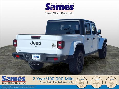 Used 2024 Jeep Gladiator Sport image 4