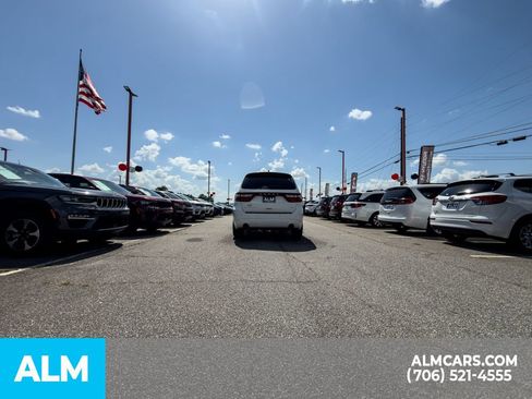 Used 2025 Dodge Durango GT RWD image 6