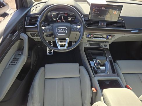 Used 2023 Audi Q5 2.0T Premium Plus image 11