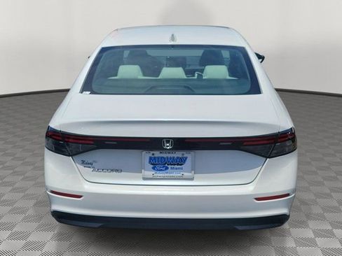 Used 2023 Honda Accord LX image 5