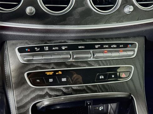 Used 2022 Mercedes-Benz E 350 Sedan image 19