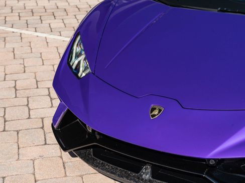 Used 2019 Lamborghini Huracan Performante image 34