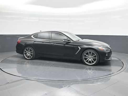 Used 2019 Genesis G70 2.0T Advanced w/ Dynamic Package RWD image 11