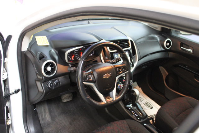 Used 2018 Chevrolet Sonic LT w/ True North Edition FWD image 14