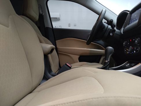 Used 2019 Jeep Compass Sport w/ Tech Group FWD image 21