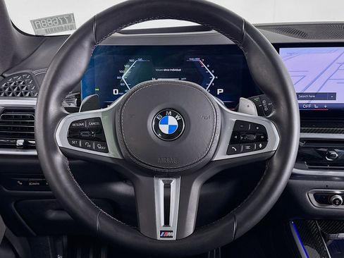 Used 2025 BMW X5 M60i w/ Executive Package image 17