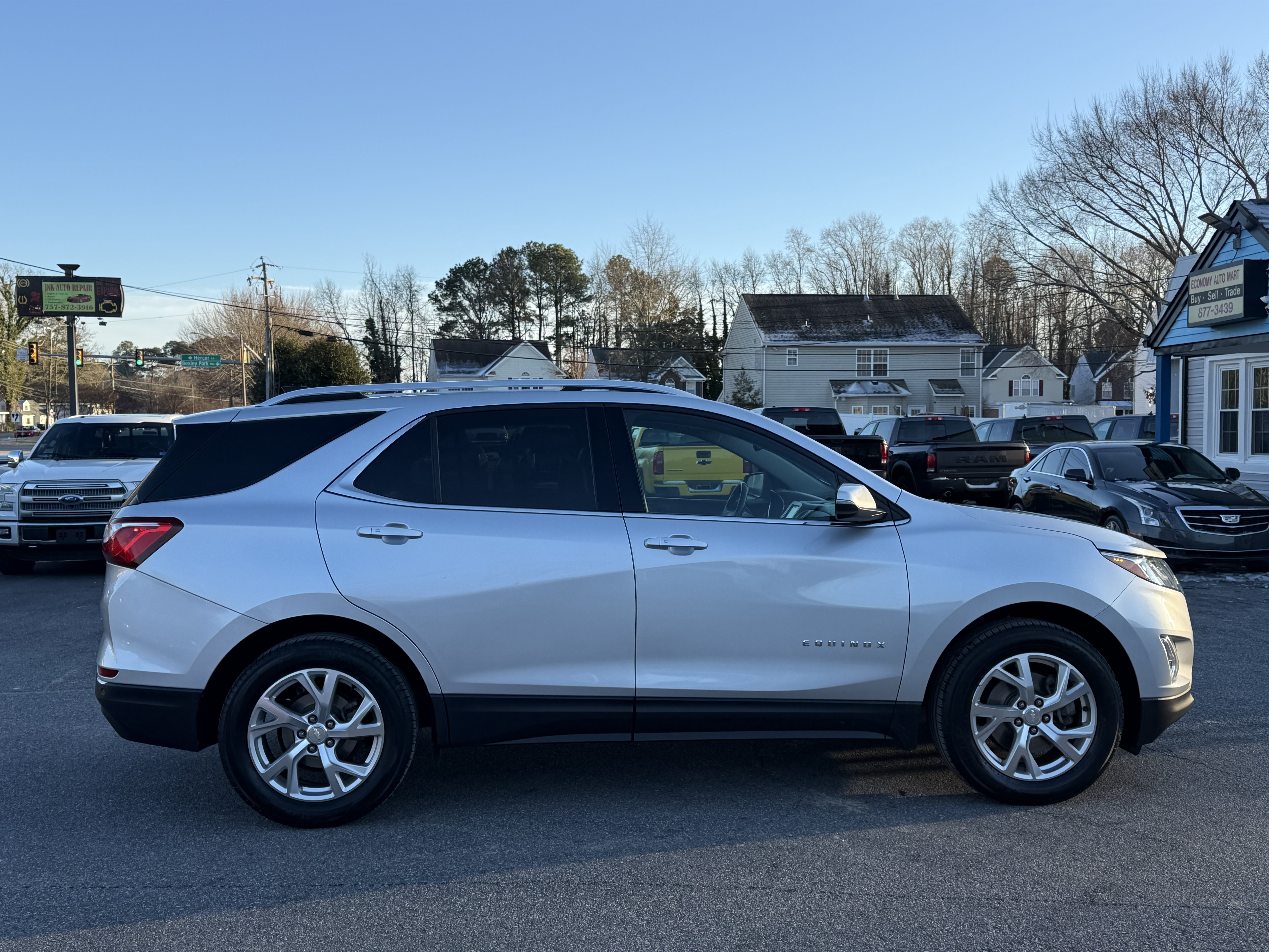 Used 2019 Chevrolet Equinox LT AWD/4WD image 40