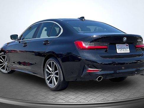 Used 2019 BMW 330i Sedan w/ Convenience Package RWD image 2