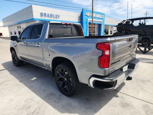 Certified 2025 Chevrolet Silverado 1500 LTZ w/ LTZ Premium Package image 6
