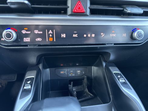 Certified 2024 Kia Sorento S image 26