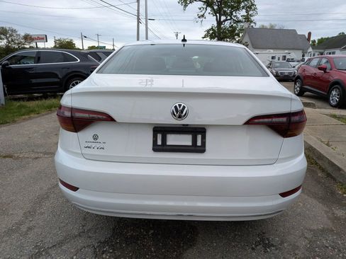 Used 2019 Volkswagen Jetta S w/ Driver Assistance Package FWD image 5