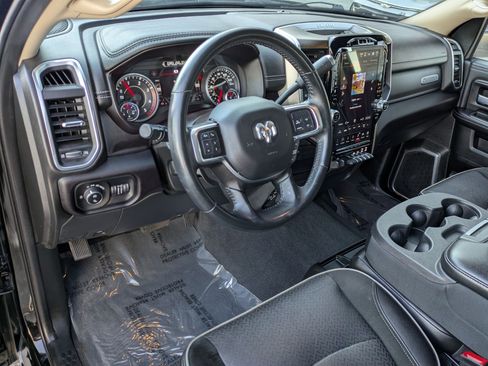 Used 2022 RAM 2500 Laramie image 12