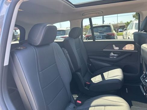Certified 2026 Mercedes-Benz GLS 450 4MATIC image 29