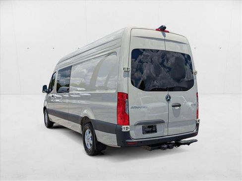 New 2025 Mercedes-Benz Sprinter 2500 image 9