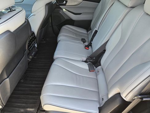 Used 2023 Acura MDX SH-AWD w/ Advance Package image 28