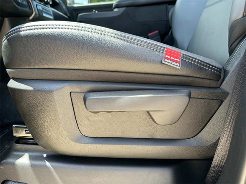 New 2025 RAM 4500 Tradesman w/ Chrome Appearance Group image 24