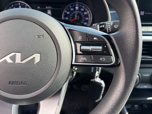 Certified 2024 Kia Forte LXS w/ LXS Technology Package image 22