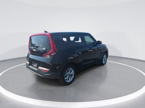 Used 2022 Kia Soul LX w/ Technology Package FWD image 8