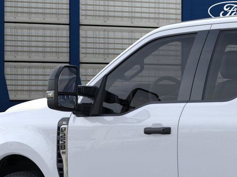 New 2025 Ford F250 XL image 20
