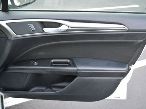 Used 2017 Ford Fusion S w/ Equipment Group 101A image 18