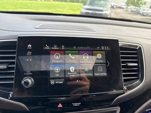 Used 2020 Honda Pilot Touring image 22