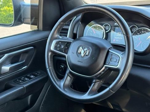 Used 2019 RAM 1500 Big Horn AWD/4WD image 12