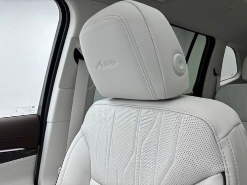 New 2026 Buick Enclave Avenir image 47