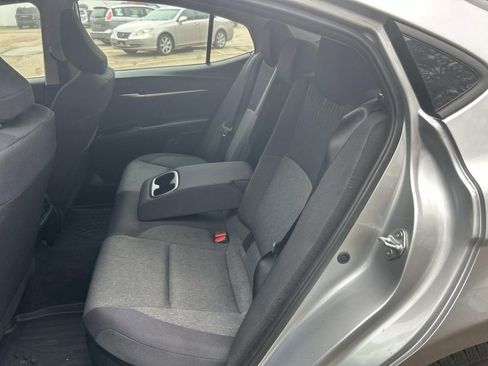 Used 2025 Toyota Camry LE image 19