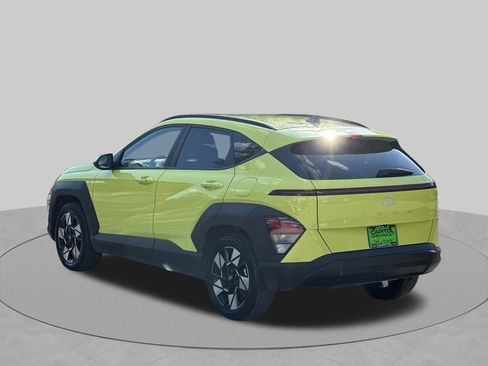 Used 2025 Hyundai Kona SEL FWD image 3