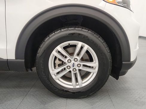 Used 2020 Ford Explorer XLT w/ Comfort Package AWD/4WD image 27