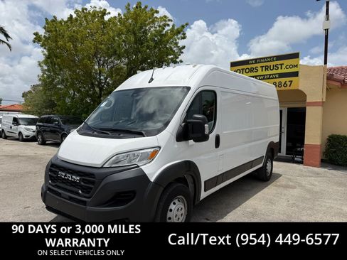 Used 2023 RAM ProMaster 3500 FWD image 1