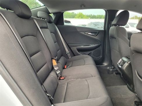 Used 2024 Chevrolet Malibu LT image 12
