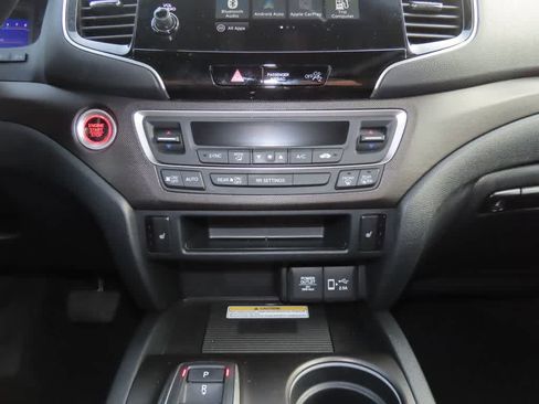 Certified 2023 Honda Passport TrailSport image 20